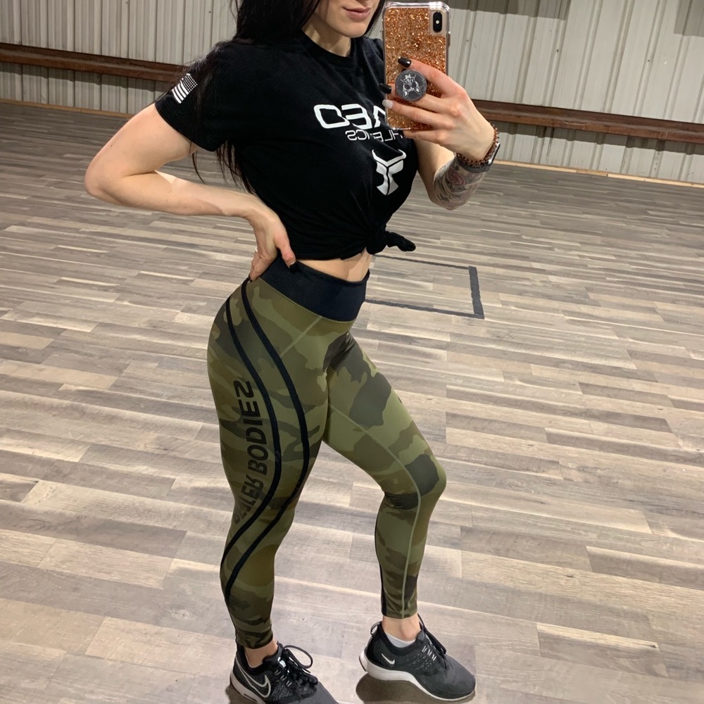 Better Bodies Camo Leggings